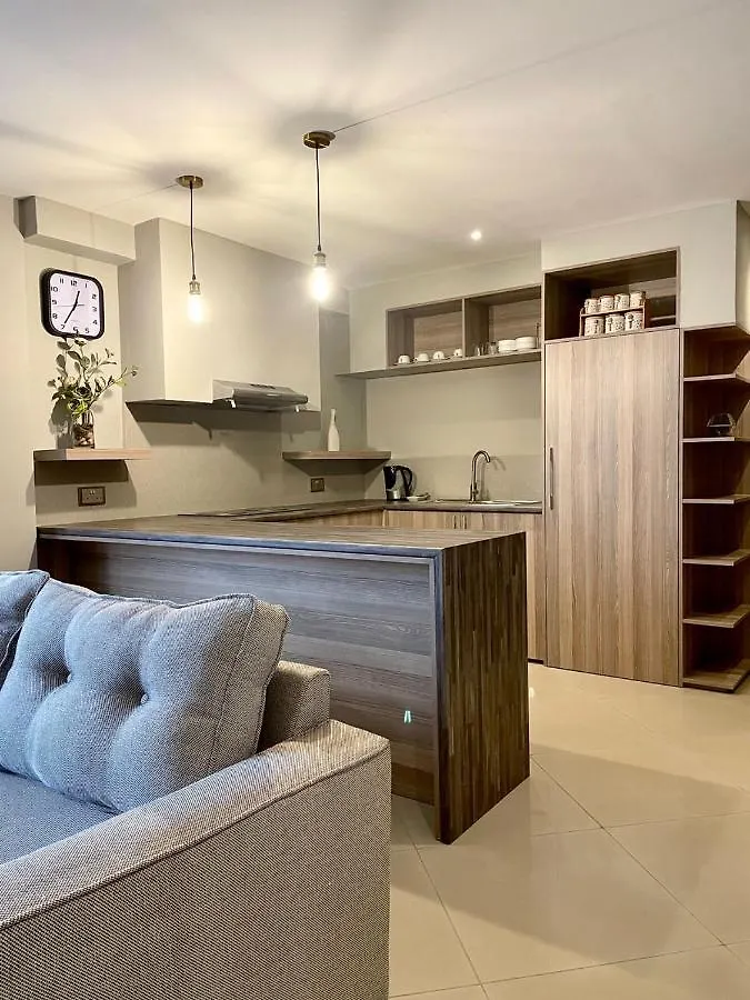 Meilin International Hotel Kampala 4*,