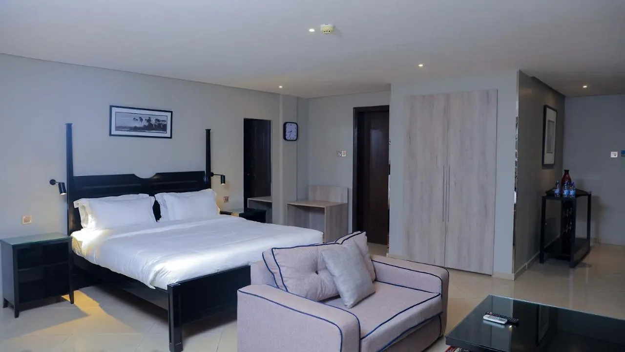 Meilin International Hotel Kampala 4*,